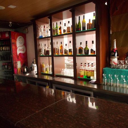 The Imperial Square Hotel Mussoorie Bagian luar foto