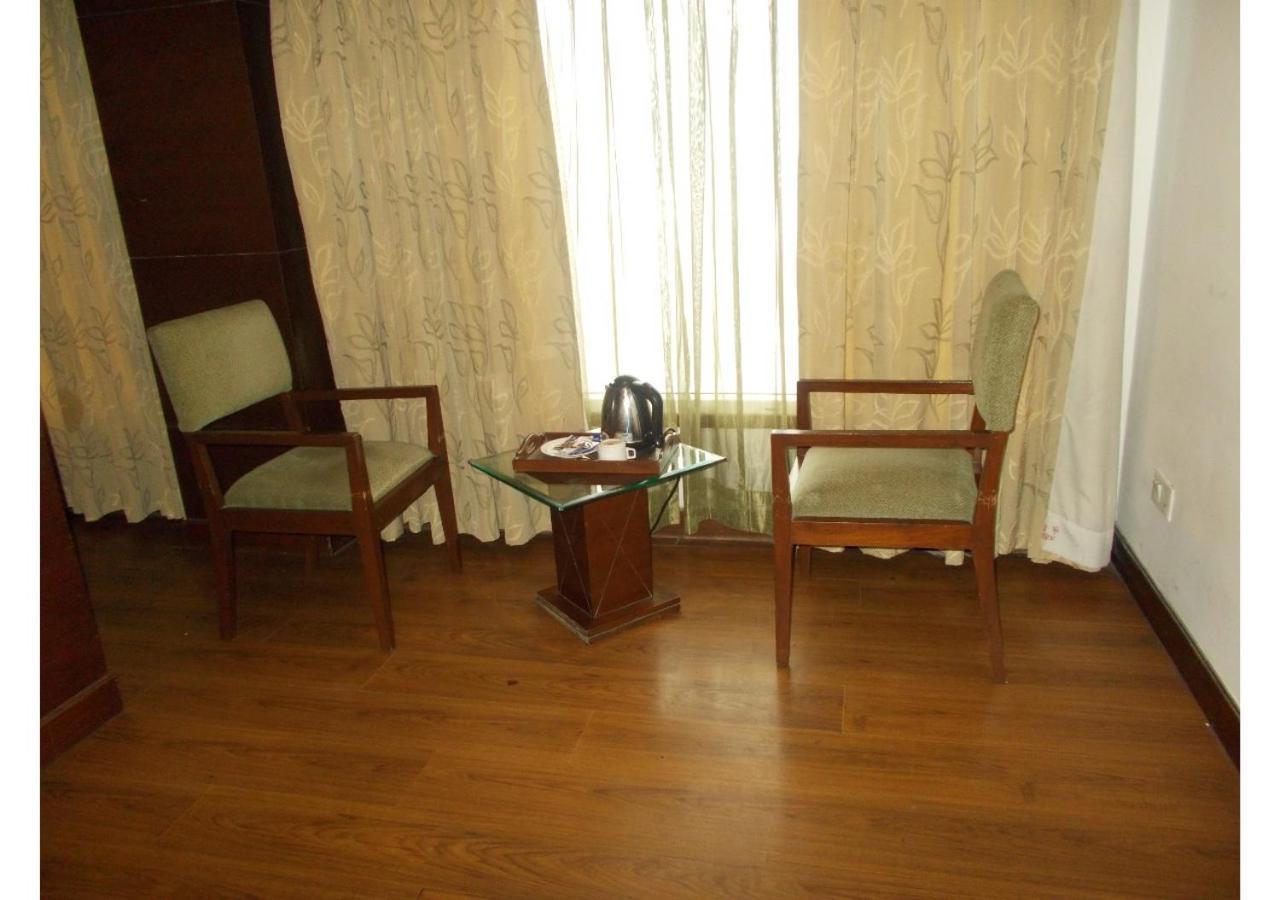 The Imperial Square Hotel Mussoorie Bagian luar foto